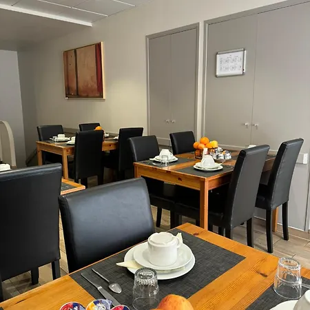 De L'etoile Hotell